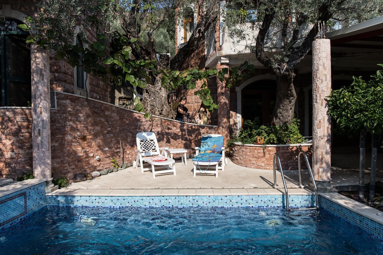 Apartments And Rooms Levantin Inn スヴェティ・ステファン エクステリア 写真